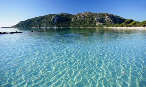 Rez de villa pour 2 personnes près de Santa Giulia