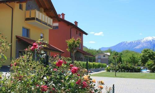 Rose Rossa Roselina Terrassen Ferienwohnung OG