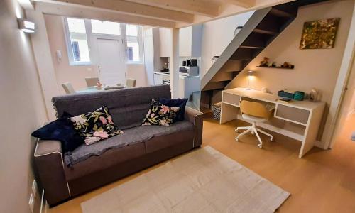 JOIVY Lovely Loft for 2 with Private entrance