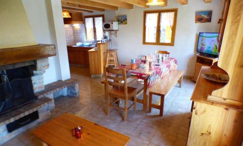 Chalet Les Saisies, 4 pièces, 8 personnes - FR-1-594-42