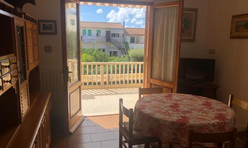 Casa di lidia, castiglioncello, la perla del tirreno