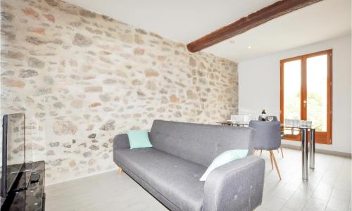 Nice Apartment In Capendu With Kitchen