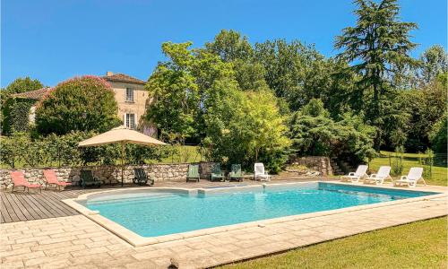 Amazing Home In Villeneuve Sut Lot