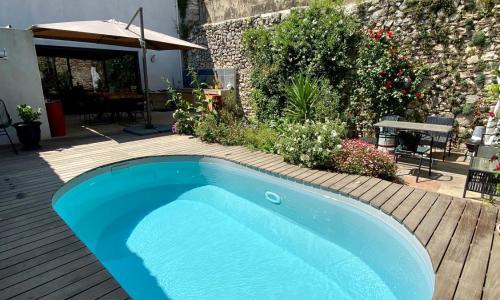 Villa de 2 chambres avec piscine privee jardin clos et wifi a Cournonsec
