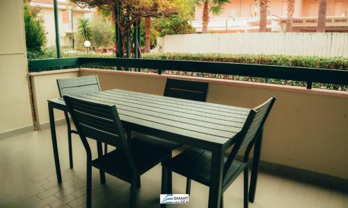 Smart and Sea Gardens