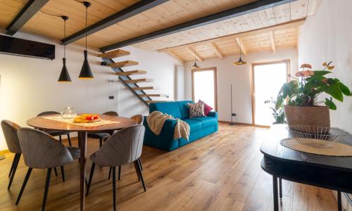 Industrial design loft with outdoor living terrace