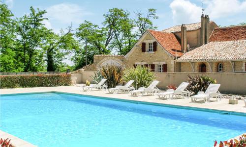 Amazing Home In Gardonne With Wifi