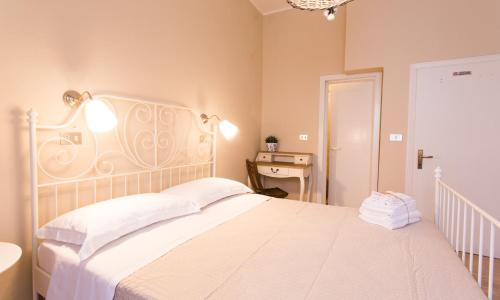 1920 Maison et Musique Hotel