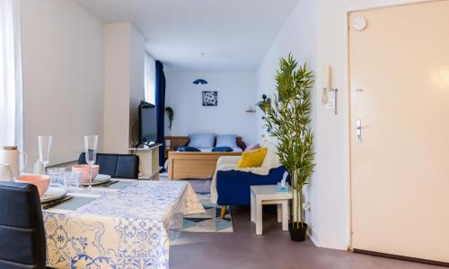 Studio calme, proche centre, Wifi.