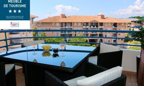 Port-Fréjus, LE PALADIEN, appartement 2 pièces climatisé, terrasse & parking