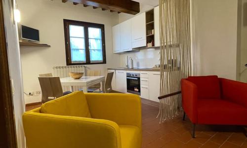 Appartamento in Villa storica con parco e piscina