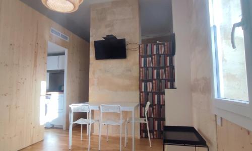 Charmant studio renove et climatise