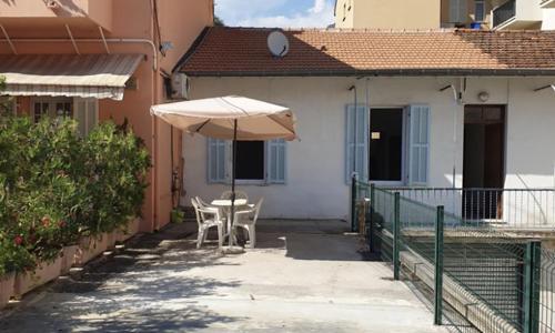 calme et tranquillité et un soupir