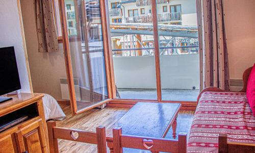 Appartement Les Orres, 2 pièces, 6 personnes - FR-1-322-330