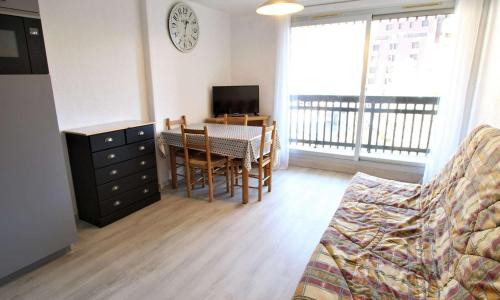 Appartement La Salle-les-Alpes, 1 pièce, 4 personnes - FR-1-330F-113