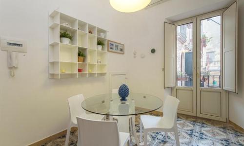 ELEGANT APARTMENT IN TAORMINA