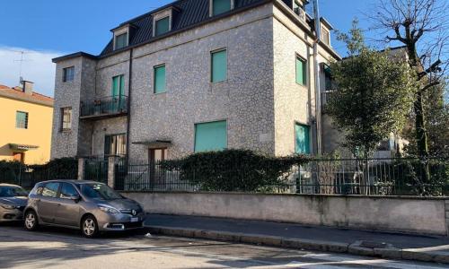 Bright - Entire apt - 24h check-in