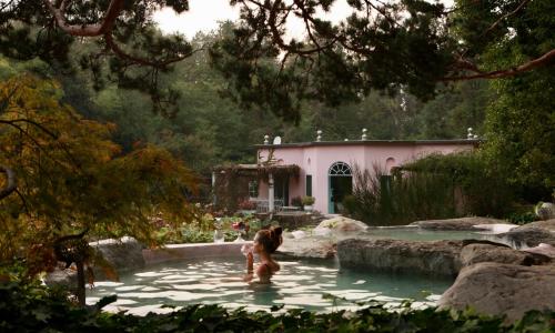 Relais La Foleia - Luxury Villa with private lake