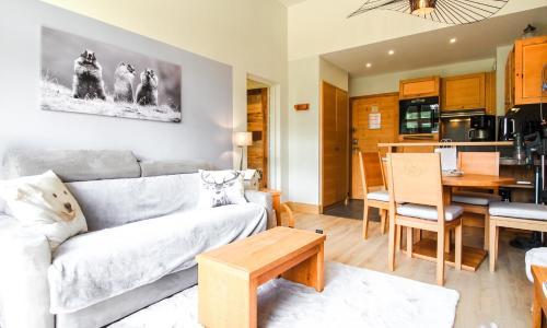 1-bed apartment in 5* Residence with mountain views, ski in, ski out