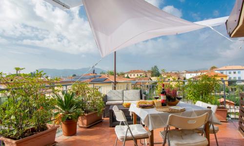 Apartment La Rondine - LUU280 by Interhome