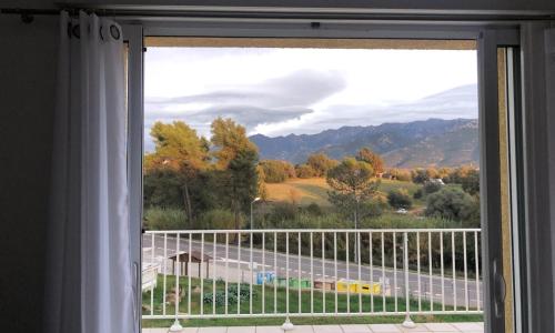 Superbe Appartement Vue Montagne Proximités Grandes Surfaces