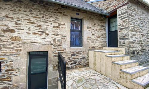 Amazing Home In Lannion With Kitchenette