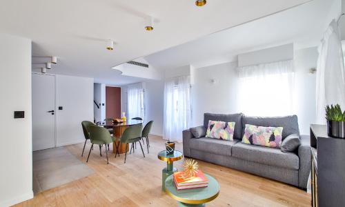 43 Mezzanine 5Pers Madeleine Gallerie La Fayette