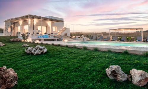 VILLA GIALONIA 8&2, Emma Villas