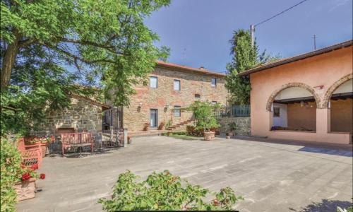 Villa Ari, la tua villa in Toscana