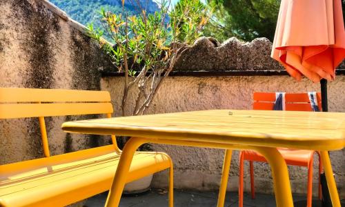 Maison de ville 10 p. centre Buis les Baronnies