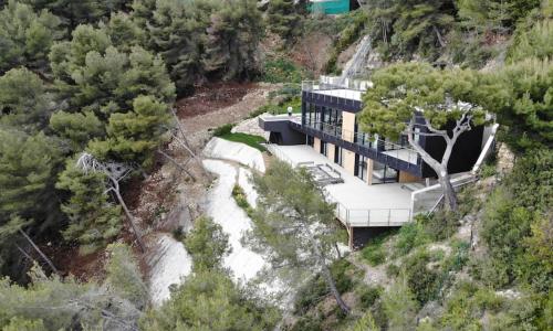 very private villa Best