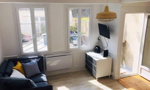Studio lumineux / Terrasse / Plein centre