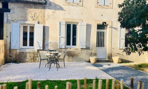 Appartement Riquet - centre ville, rdc, climatisé, jardin, parking privée