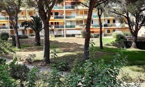Appartement Bormes-les-Mimosas, 2 pièces, 4 personnes - FR-1-610-58