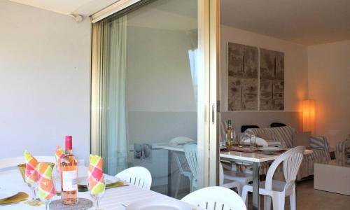 Appartement Villeneuve-Loubet, 3 pièces, 6 personnes - FR-1-252A-93