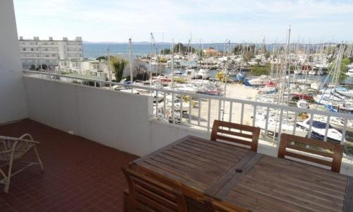 Appartement Hyères, 3 pièces, 4 personnes - FR-1-335-170
