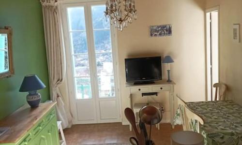 Lumineux 2 pièces à St Martin