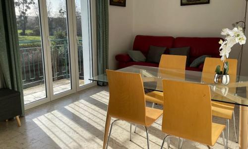 Maison 4 personnes dans village Cœur du perche avec toutes commodités Mini 2jours