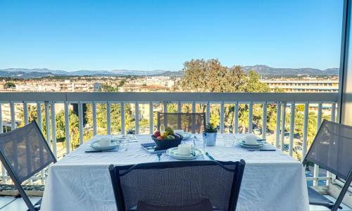 Apartment Port d'Attache-3 by Interhome