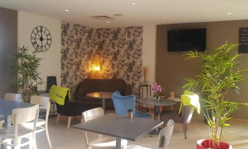 Campanile Hotel Chantilly