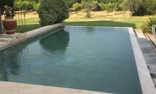 Luberon belle maison provençale climatisée avec piscine privée