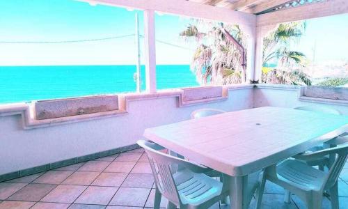 app Blue Dream 2 fronte mare in Salento con vista