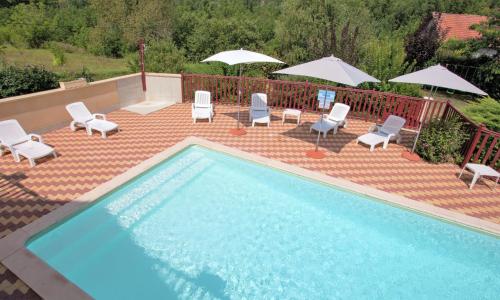 Holiday home with private pool near Sarlat
