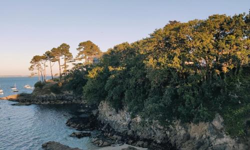 CHARMANT APPARTEMENT 3 étoiles classé BORD DE MER Travel Award 2024