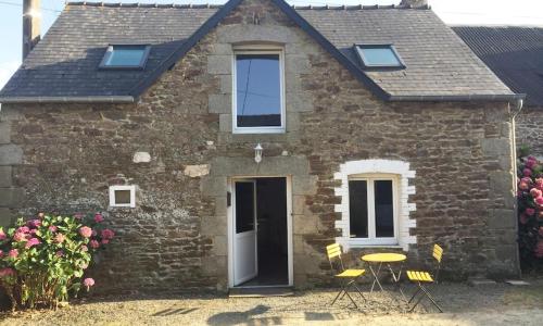 Charmante Maison Proche de Dinan -Dinard - St Malo