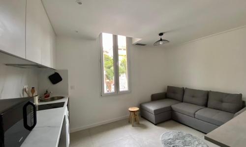 Charming 18m near the historical center