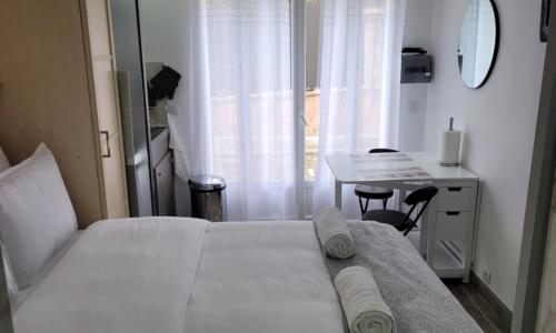 Studio 1 à La Trinité proche de Nice, Monaco et l'Italie