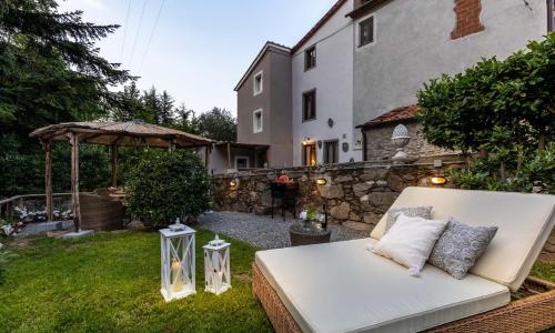 Rio delle Fate, a Fairytale Home along the Stream in Vorno, Lucca