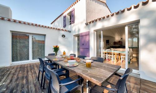 A 400m de la plage belle maison a Barbatre