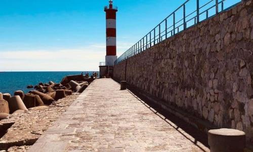 Appart T2 vue imprenable sur le canal et la mer